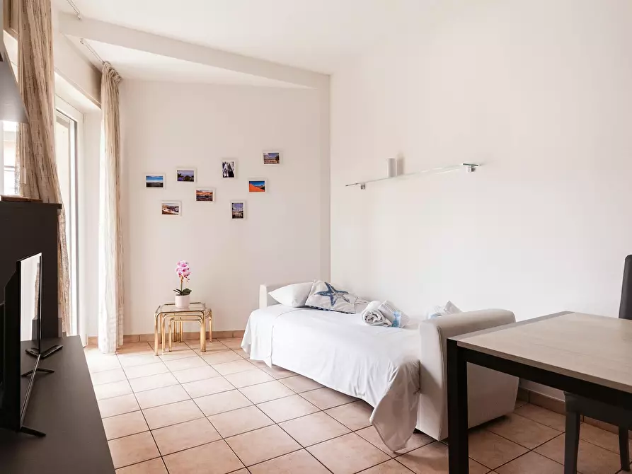 Immagine 10 di Appartamento in affitto  in Via Meloria a Milano