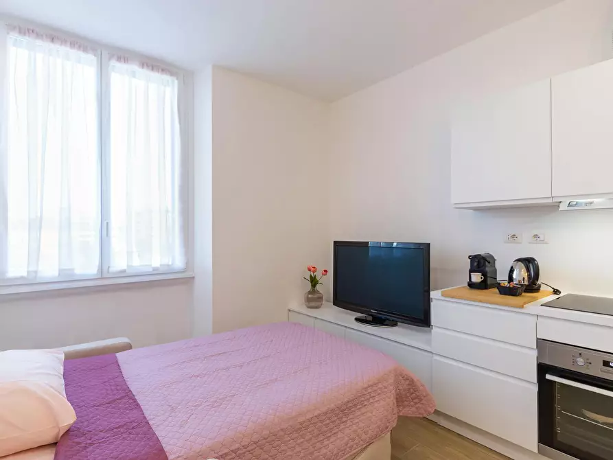 Immagine 9 di Appartamento in affitto  in Viale Nazario Sauro a Milano