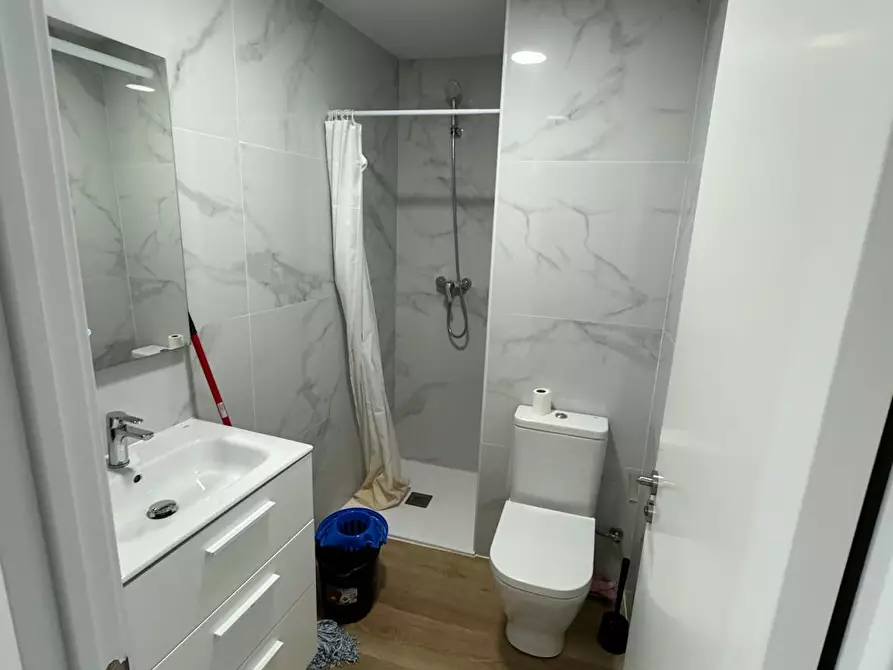 Immagine 10 di Camera in affitto  in Avinguda de Francesc Macià a Sabadell