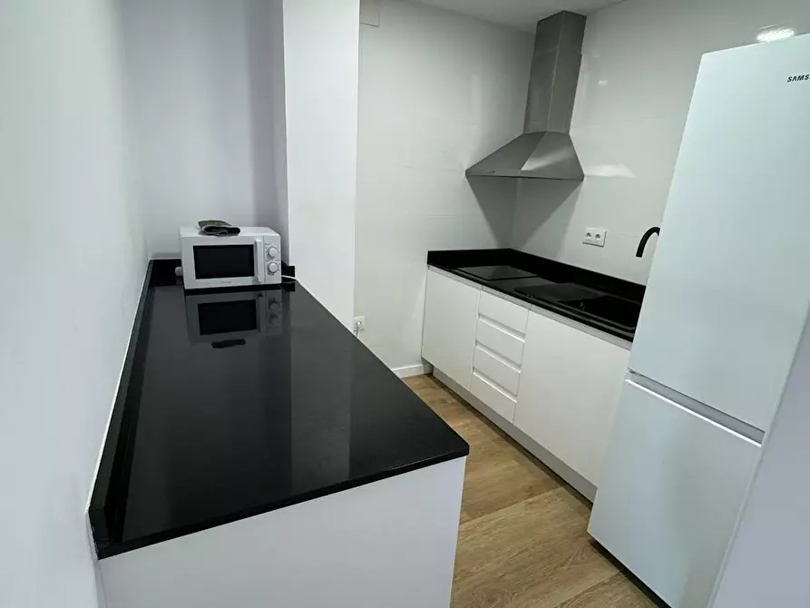 Immagine 8 di Camera in affitto  in Avinguda de Francesc Macià a Sabadell