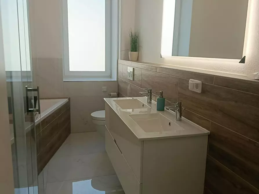 Immagine 9 di Appartamento in affitto  in Emser Straße a Wiesbaden