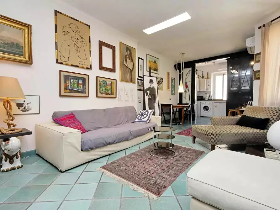Immagine 5 di Appartamento in affitto  in Via Cunfida a Roma