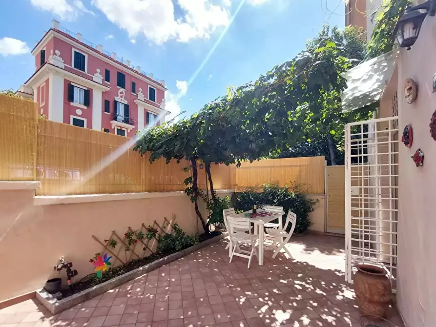 Immagine 8 di Appartamento in affitto  in Via Duchessa di Galliera a Roma