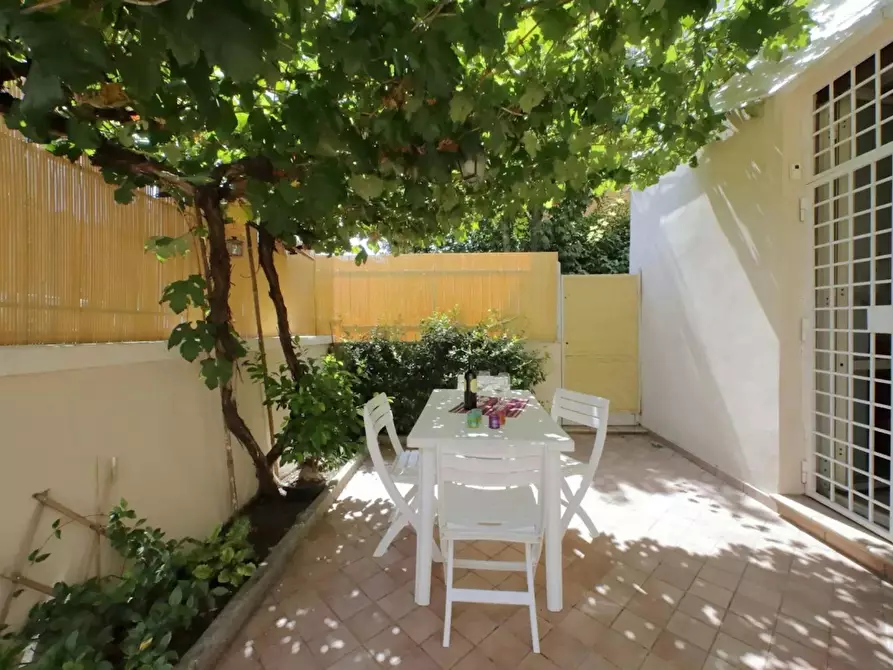 Immagine 10 di Appartamento in affitto  in Via Duchessa di Galliera a Roma