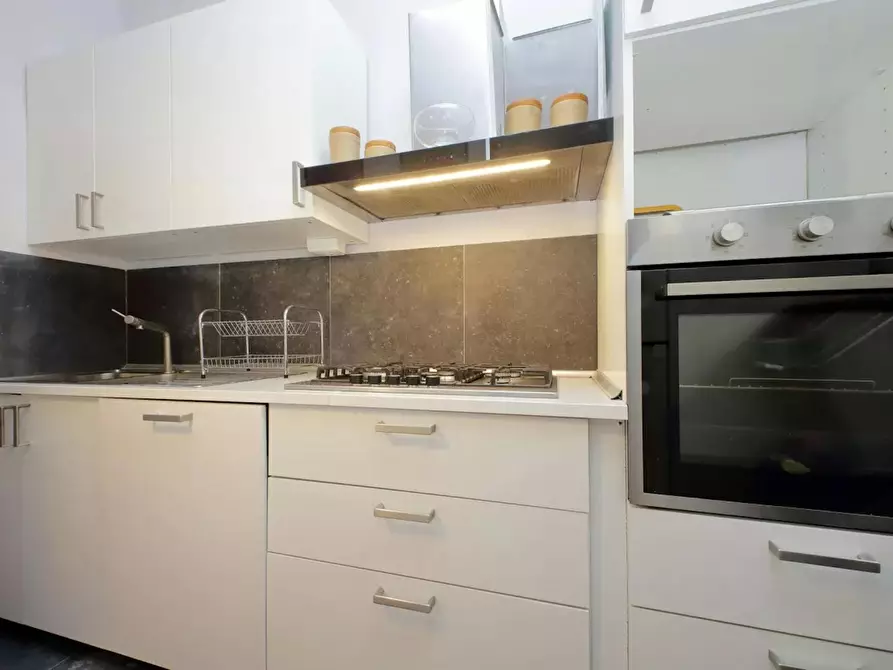 Immagine 9 di Appartamento in affitto  in Via di Donna Olimpia a Roma