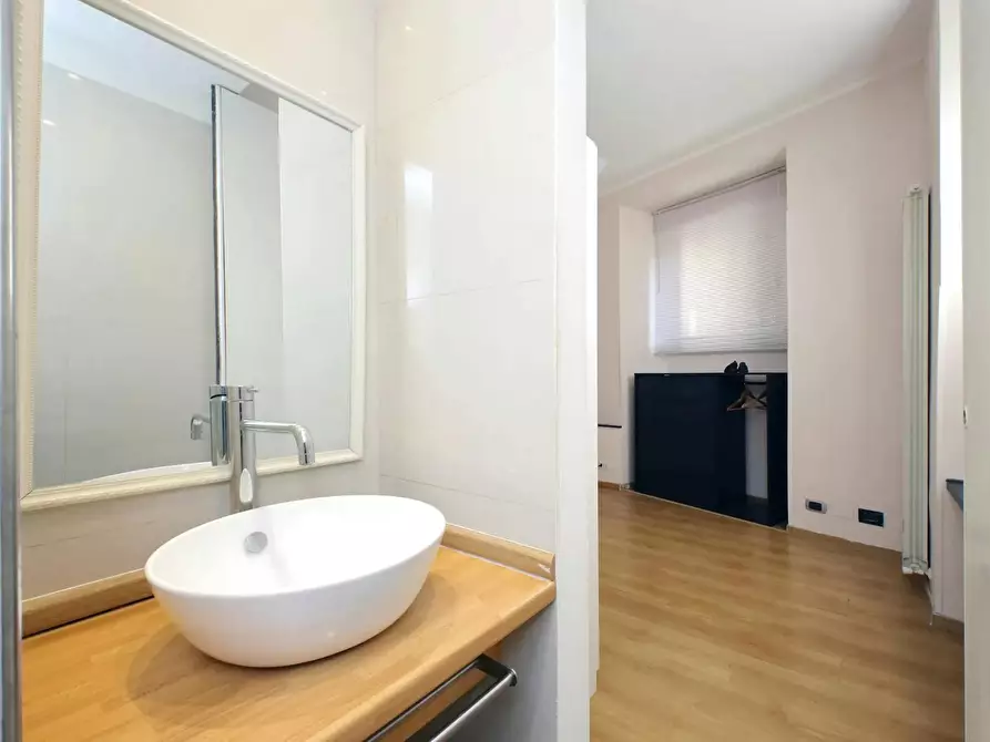 Immagine 9 di Appartamento in affitto  in Via Nicolò III a Roma