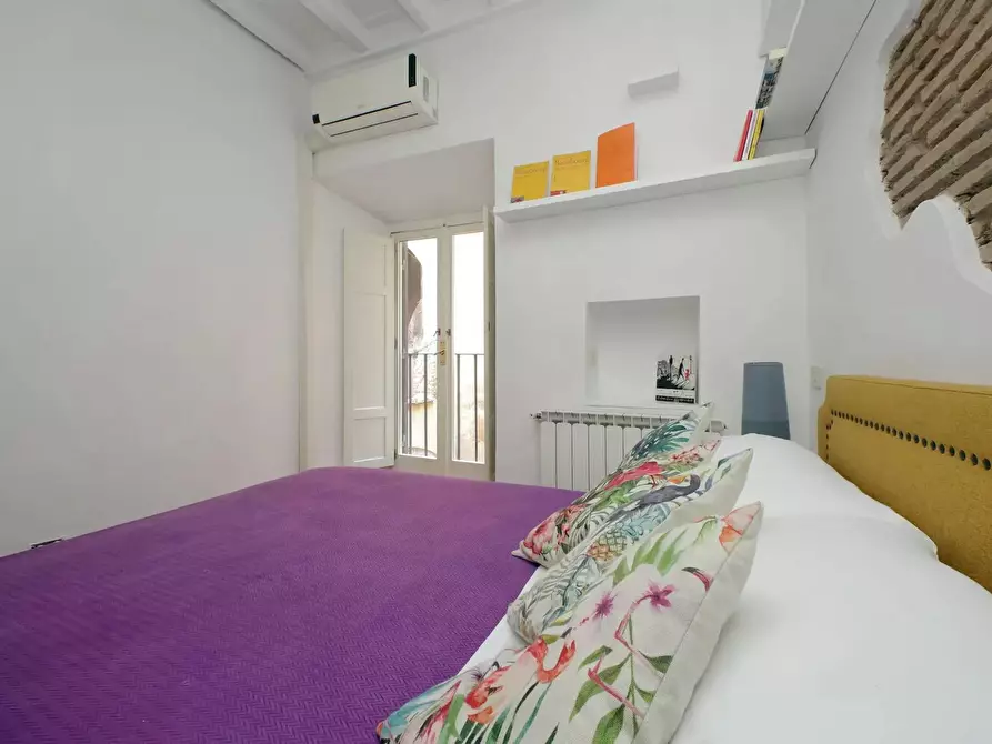 Immagine 6 di Appartamento in affitto  in Via dei Cappellari a Roma
