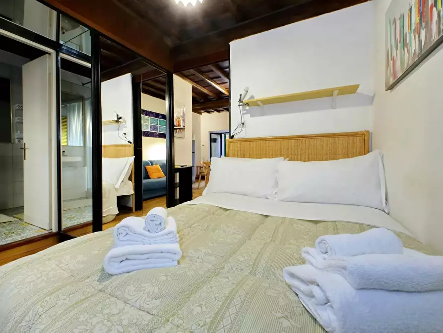 Immagine 4 di Appartamento in affitto  in Via del Moro a Roma