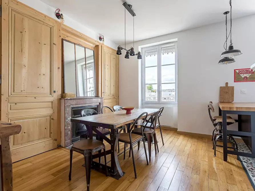 Immagine 1 di Appartamento in affitto  in Rue Renan a Lyon
