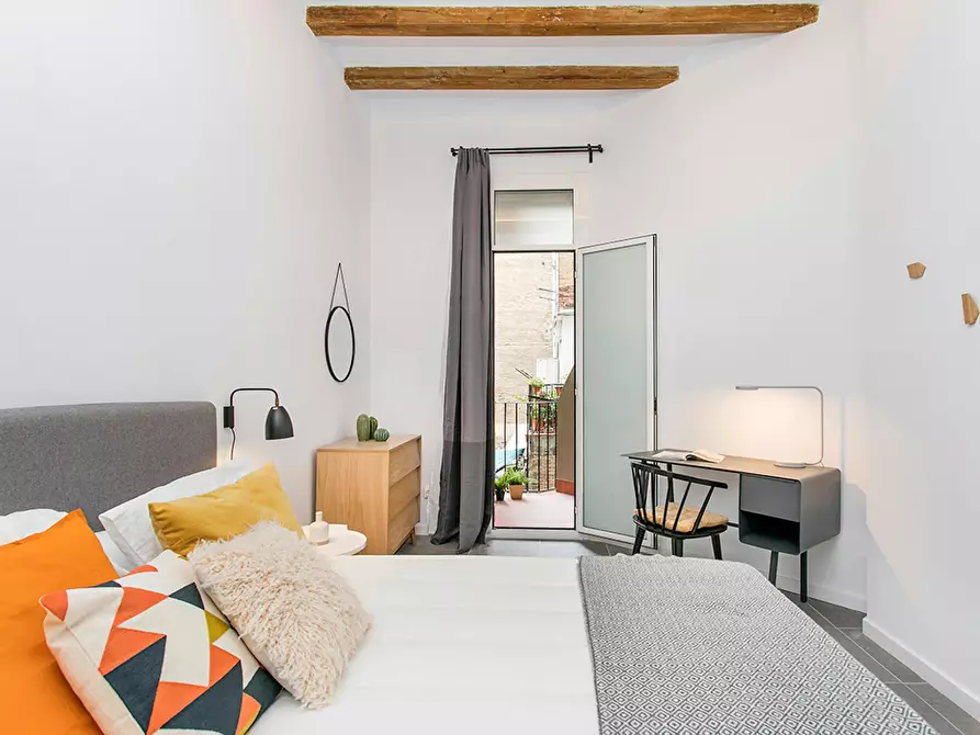 Immagine 3 di Appartamento in affitto  in Carrer de Sepúlveda a Barcelona