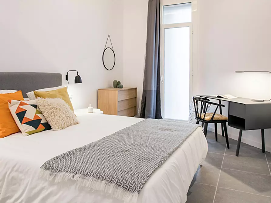 Immagine 5 di Appartamento in affitto  in Carrer de Sepúlveda a Barcelona