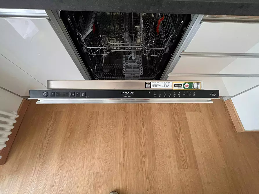 Immagine 5 di Appartamento in affitto  in Via Magenta a Varese