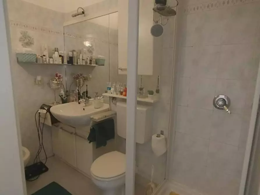 Immagine 3 di Casa indipendente in affitto  in Via Evangelista Torricelli a Milano