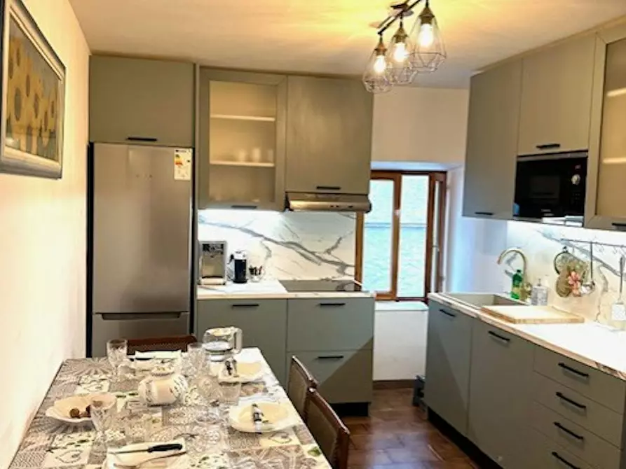 Immagine 2 di Appartamento in affitto  in Piazza Rimembranze a Menaggio