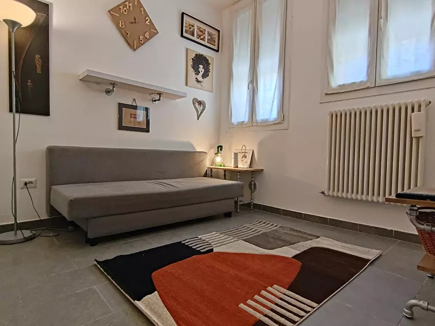 Immagine 9 di Appartamento in affitto  in Via Giuseppe Massarenti a Bologna