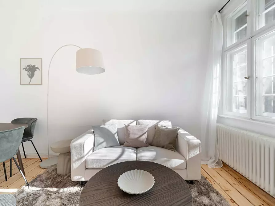 Immagine 2 di Appartamento in affitto  in Andreasberger Straße a Berlin
