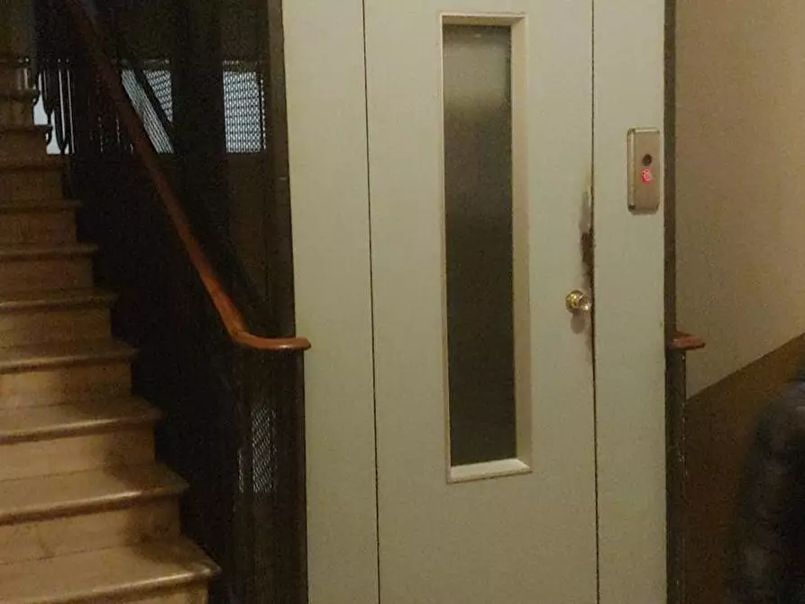 Immagine 10 di Appartamento in affitto  in Via Calzolerie a Bologna