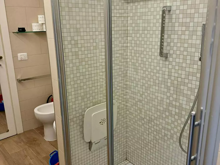 Immagine 9 di Appartamento in affitto  in Via Bari a Roma