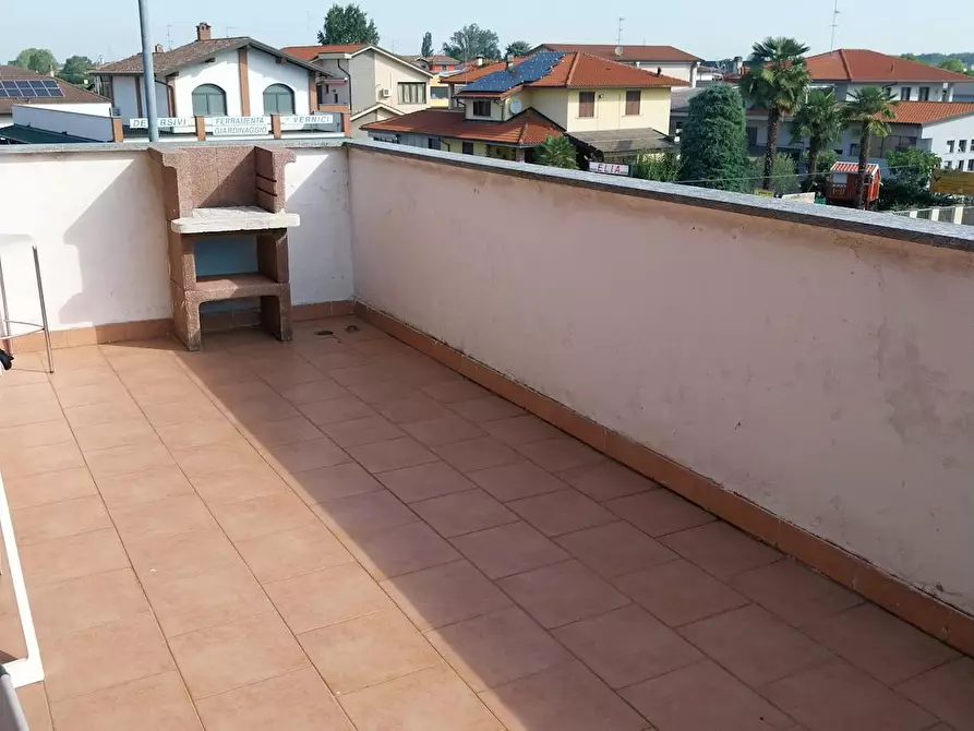 Immagine 4 di Camera in affitto  in Via Sandro Pertini a Casorate Primo