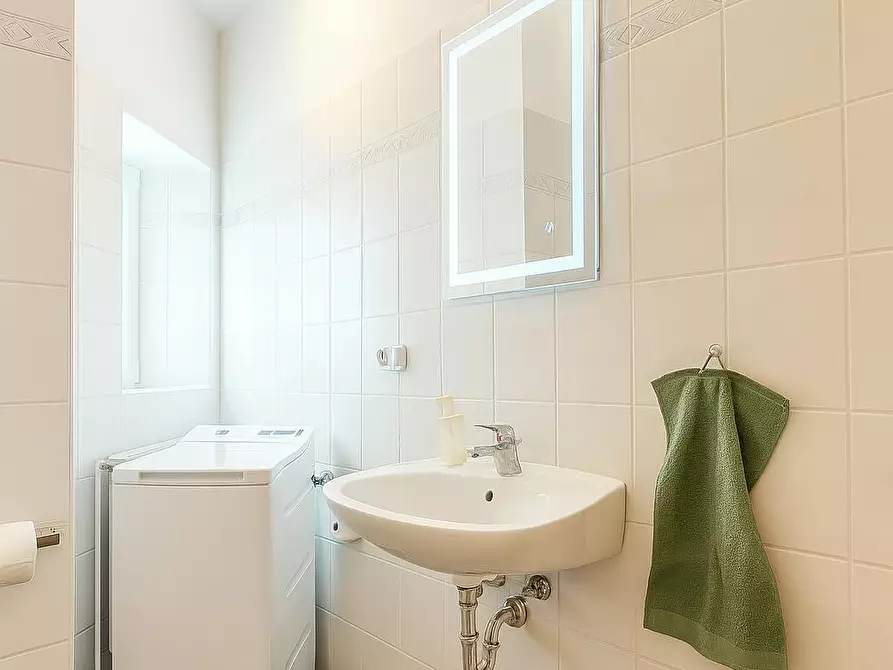 Immagine 10 di Appartamento in affitto  in Immermannstraße a Magdeburg