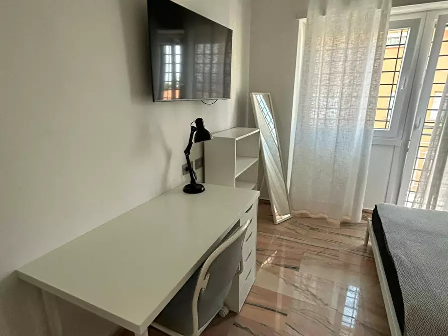 Immagine 3 di Camera in affitto  in Via del Casale Sansoni a Roma