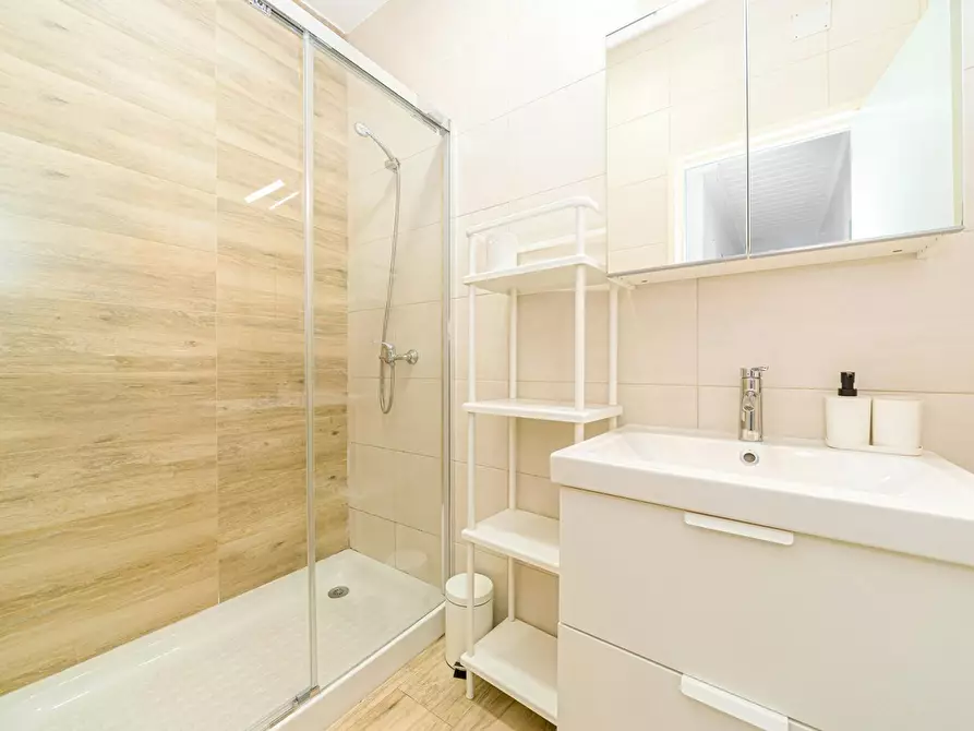 Immagine 4 di Camera in affitto  in Calle de Crevillente a Alicante/Alacant