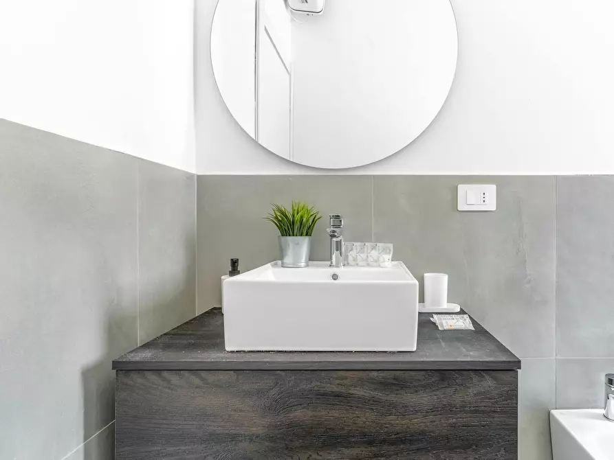 Immagine 5 di Appartamento in affitto  in Via Val d'Ossola a Milano