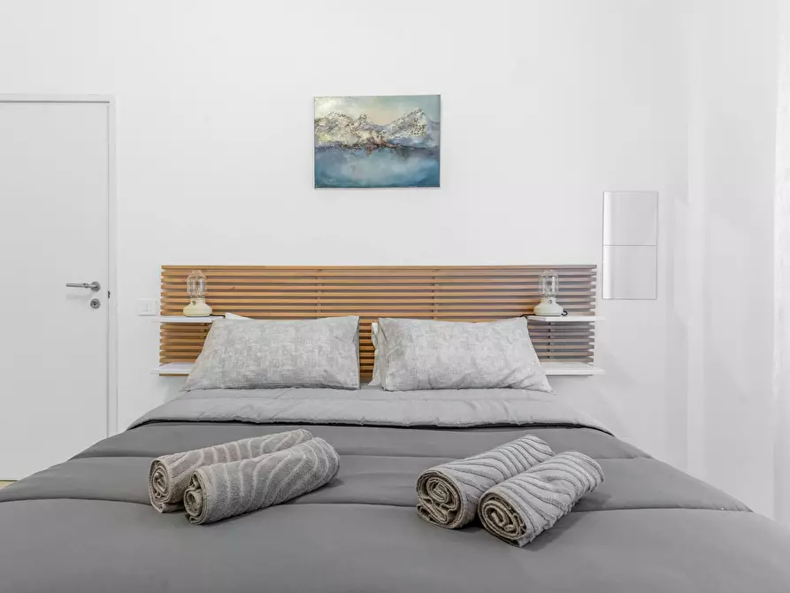 Immagine 2 di Appartamento in affitto  in Via Val d'Ossola a Milano