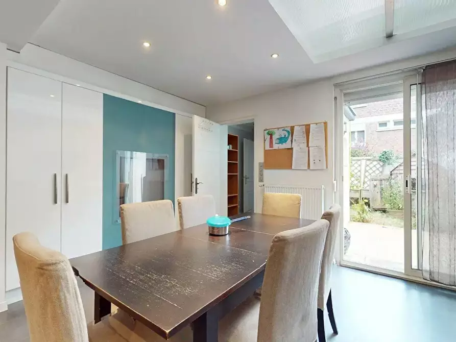Immagine 5 di Casa indipendente in affitto  in Rue Jean-Jacques Rousseau a Lille