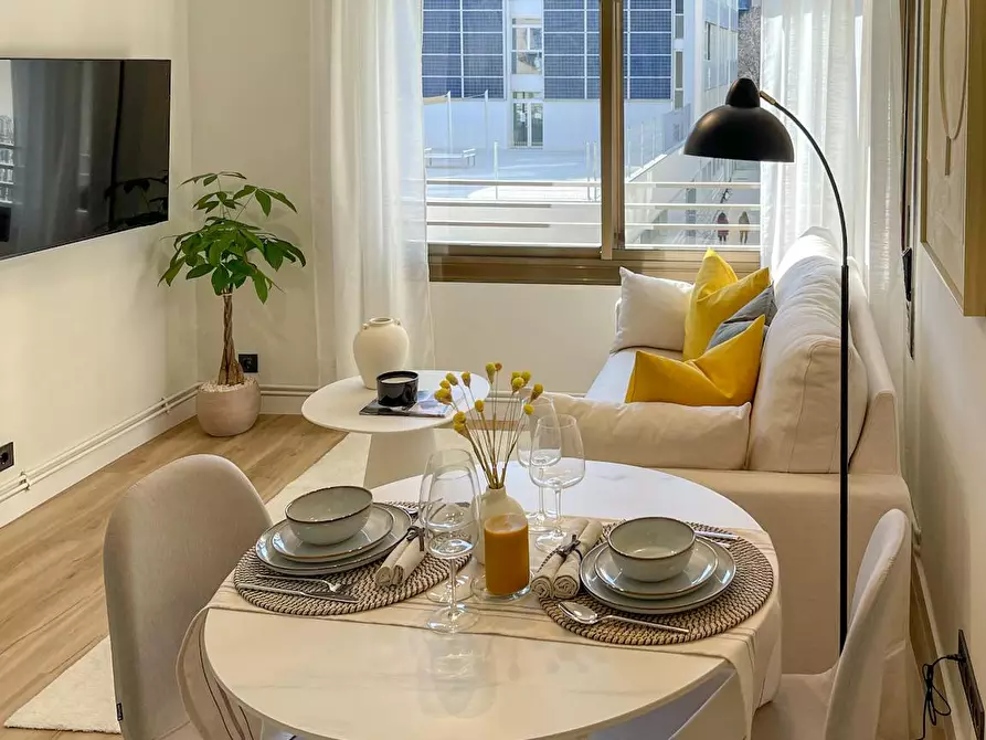 Immagine 1 di Appartamento in affitto  in Carrer de Pallars a Barcelona