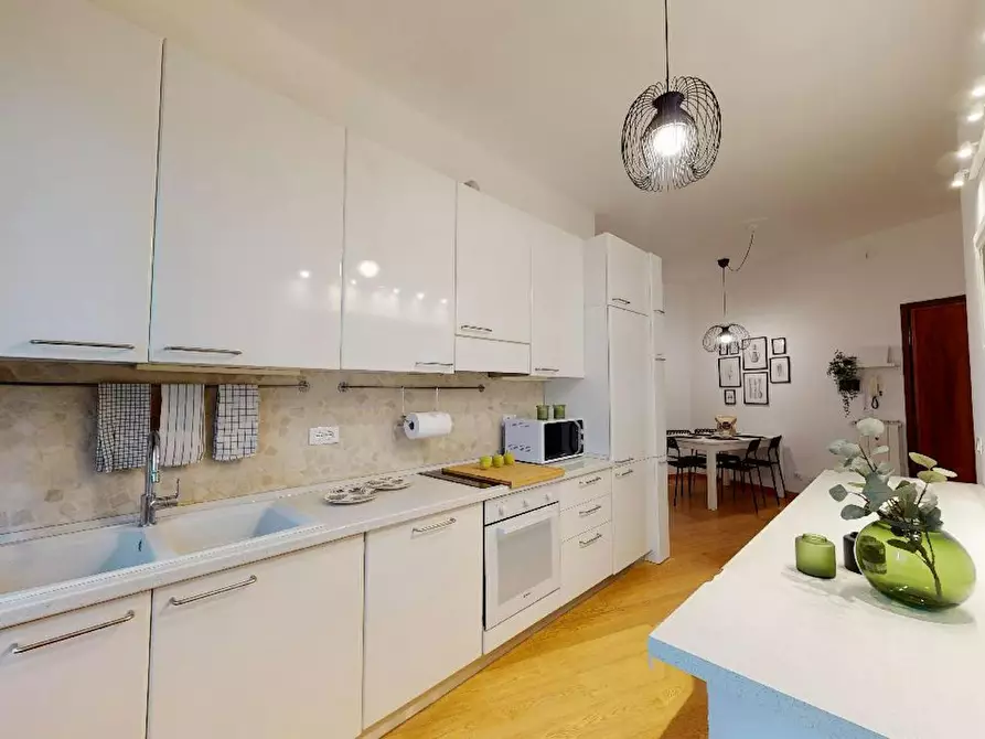 Immagine 9 di Camera in affitto  in Viale Europa a Brescia