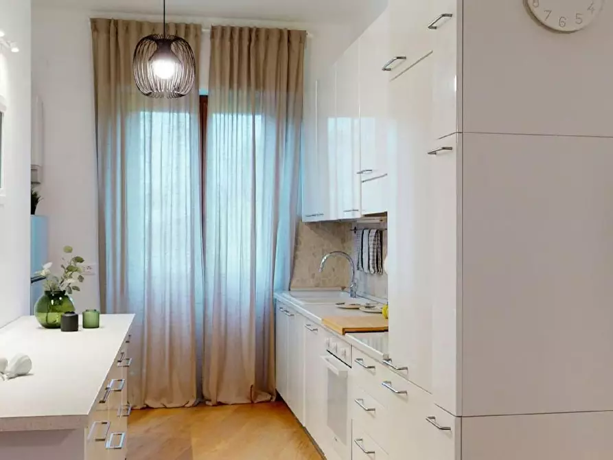 Immagine 8 di Camera in affitto  in Viale Europa a Brescia