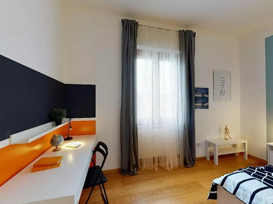 Immagine 6 di Camera in affitto  in Viale Europa a Brescia