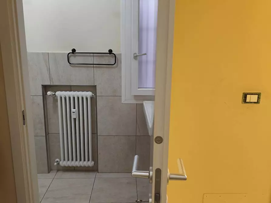 Immagine 4 di Camera in affitto  in Via Ugo Bassi a Bologna