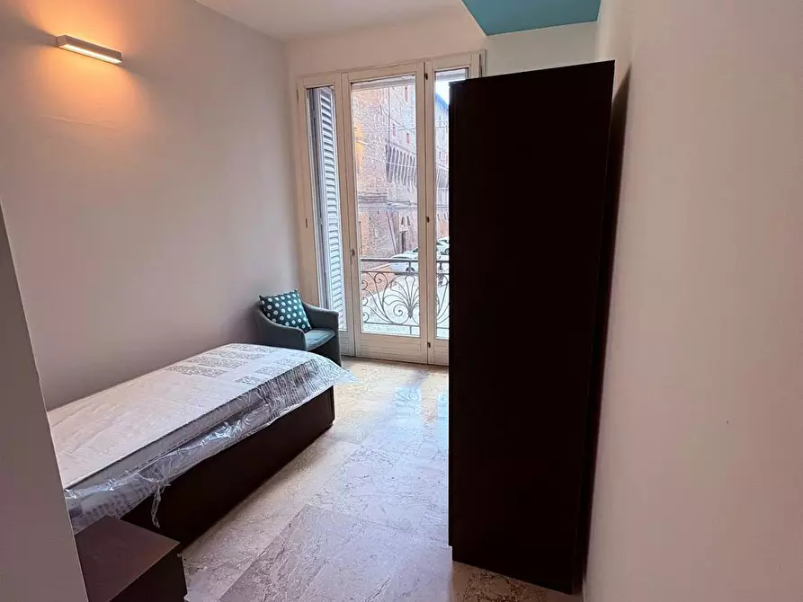 Immagine 5 di Camera in affitto  in Via Ugo Bassi a Bologna