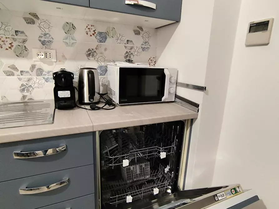 Immagine 9 di Camera in affitto  in Via Ugo Bassi a Bologna