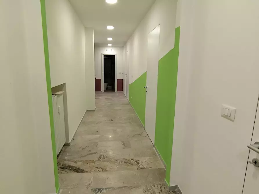 Immagine 10 di Camera in affitto  in Via Ugo Bassi a Bologna