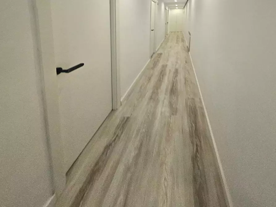 Immagine 6 di Camera in affitto  in Calle de Valdecanillas a Madrid