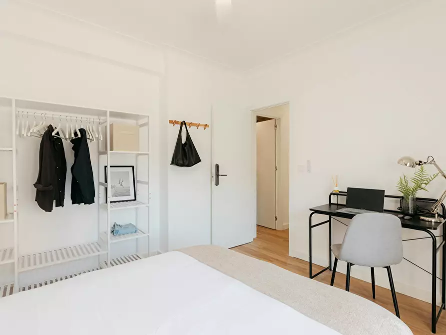 Immagine 3 di Camera in affitto  in Avinguda del Primat Reig a Valencia