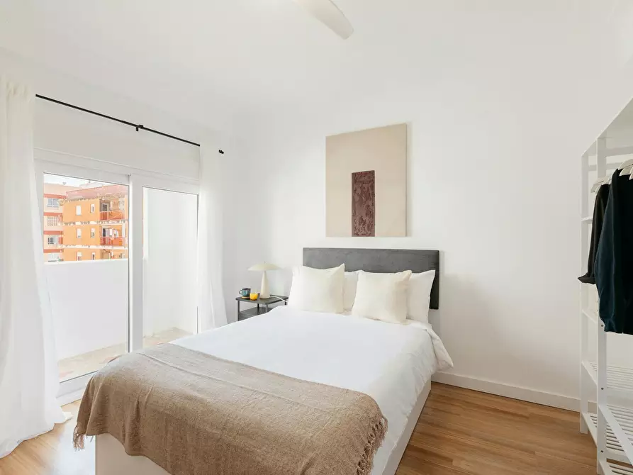 Immagine 1 di Camera in affitto  in Avinguda del Primat Reig a Valencia