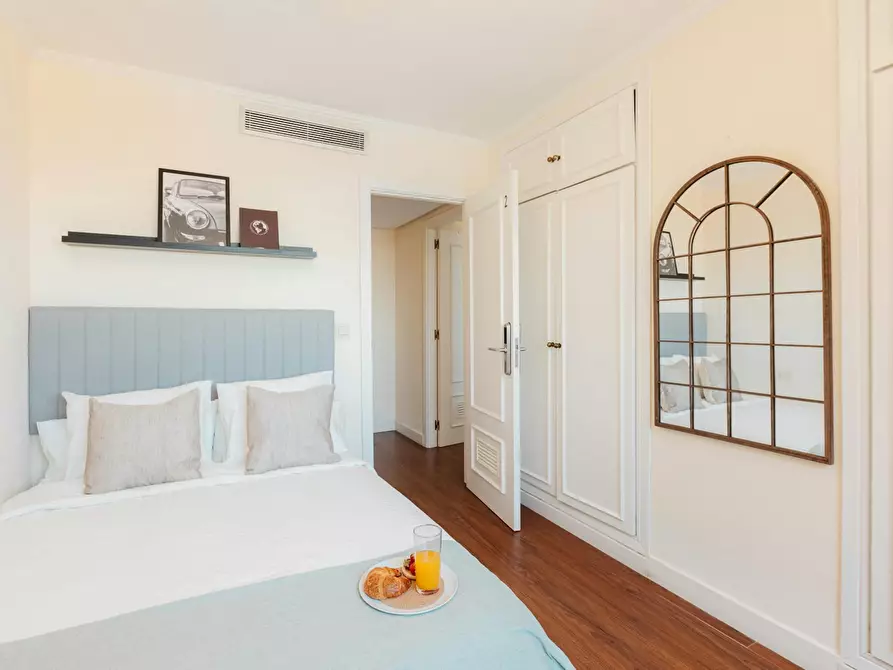 Immagine 2 di Camera in affitto  in Plaça del Mestre Ripoll a Valencia