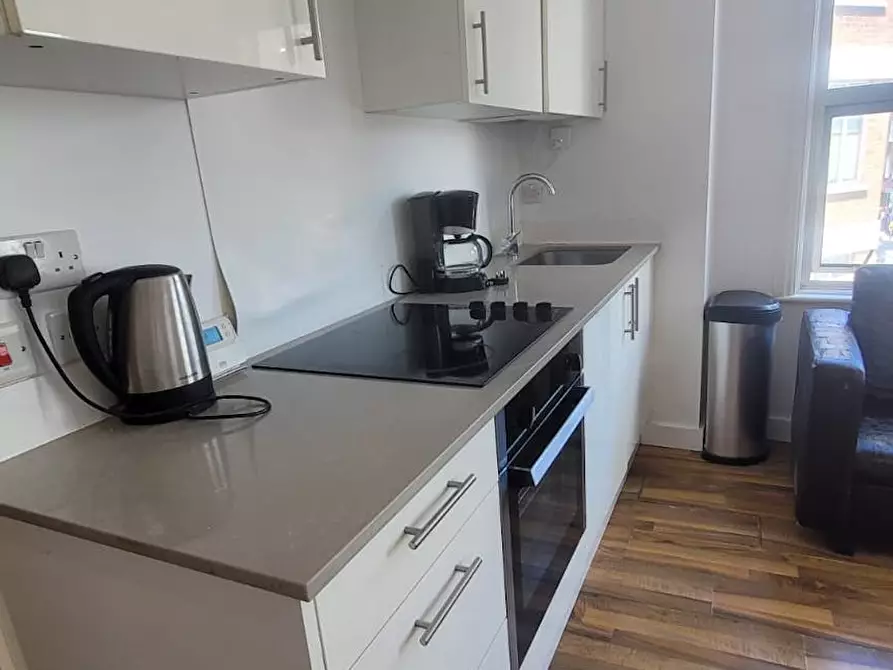 Immagine 2 di Appartamento in affitto  in Bacon Street a Poplar