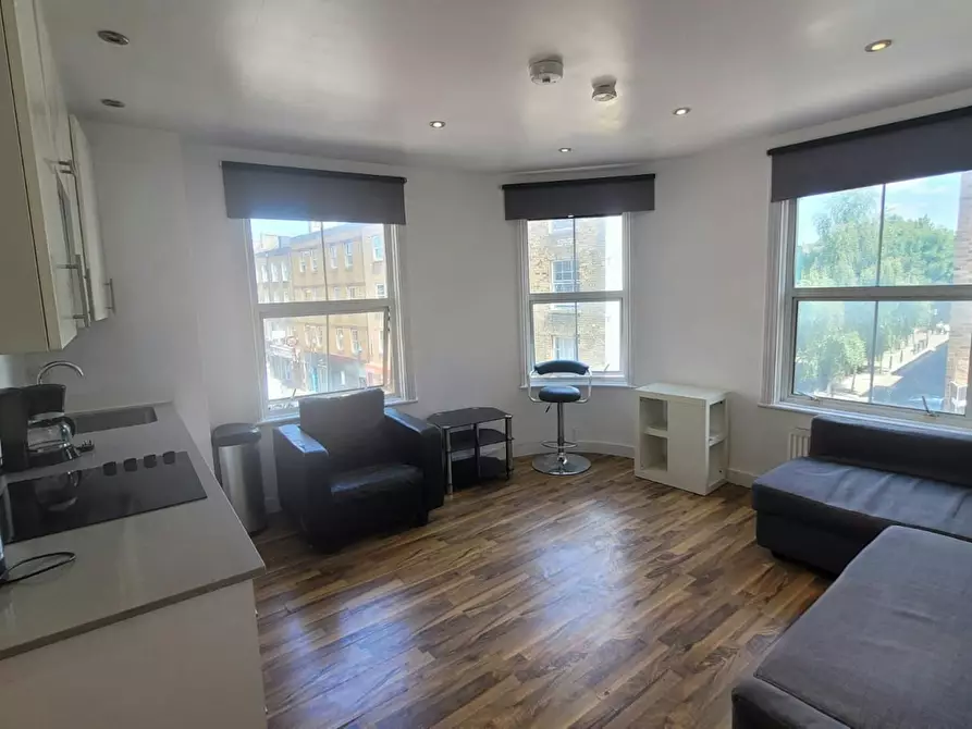 Immagine 3 di Appartamento in affitto  in Bacon Street a Poplar