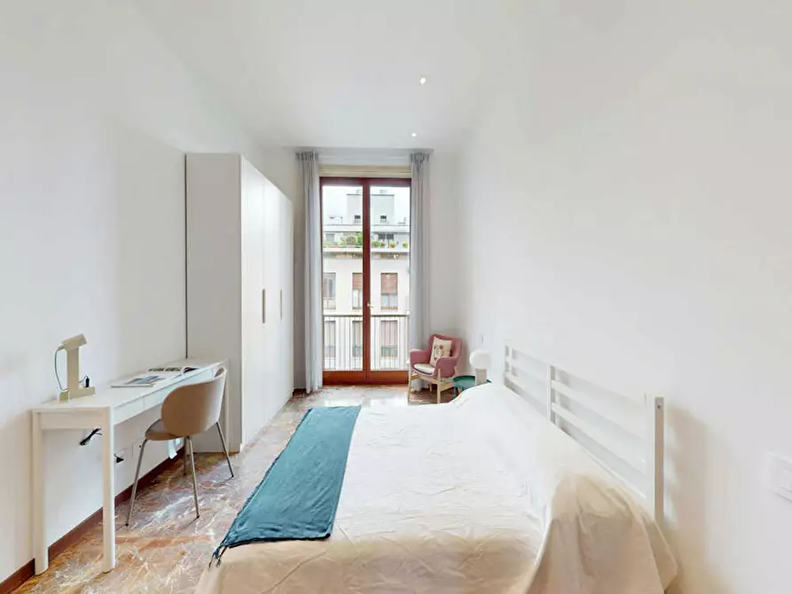 Immagine 6 di Camera in affitto  in Via San Martino a Milano