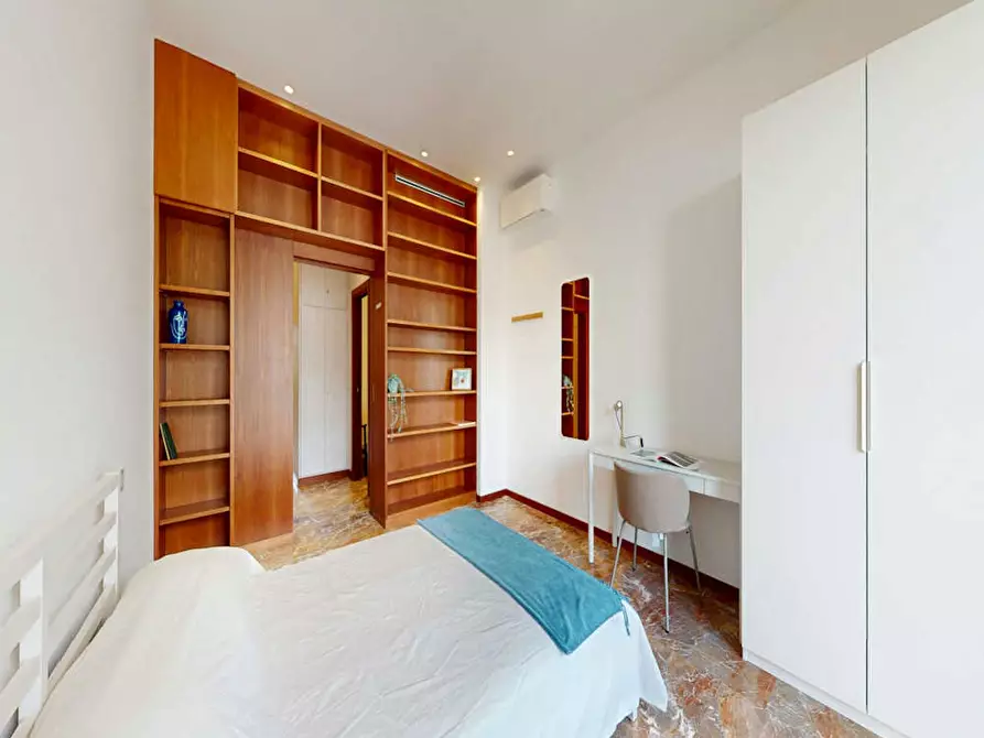 Immagine 4 di Camera in affitto  in Via San Martino a Milano