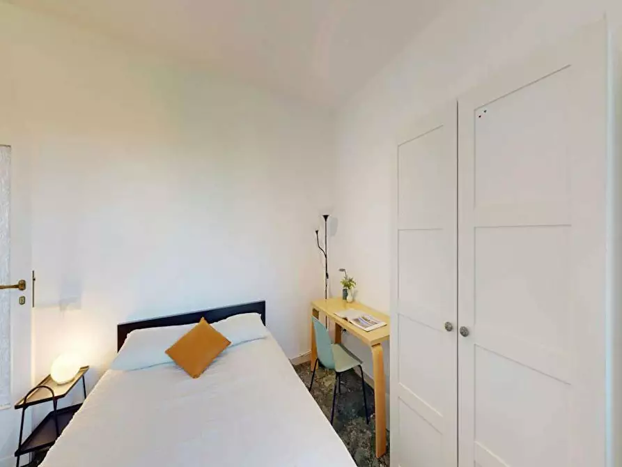 Immagine 3 di Camera in affitto  in Via Luigi Bertelli a Milano
