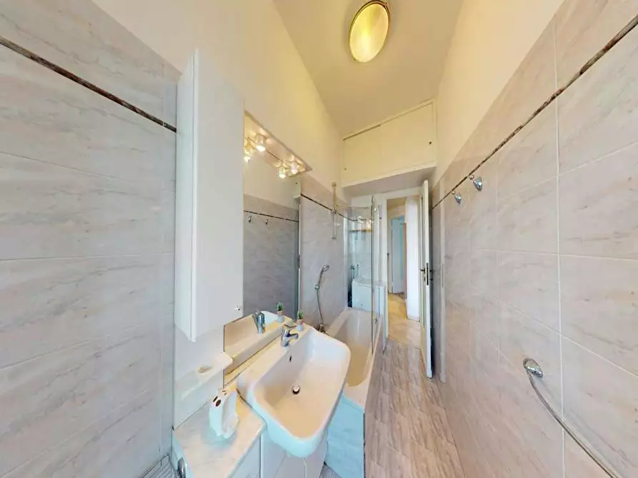 Immagine 10 di Camera in affitto  in Via Luigi Bertelli a Milano