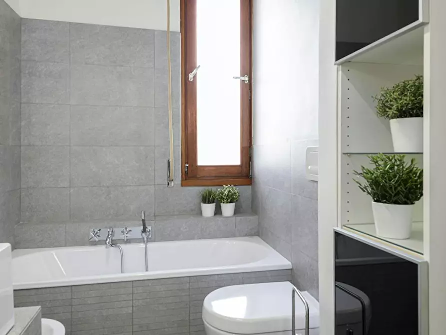 Immagine 5 di Camera in affitto  in Viale Francesco Redi a Firenze