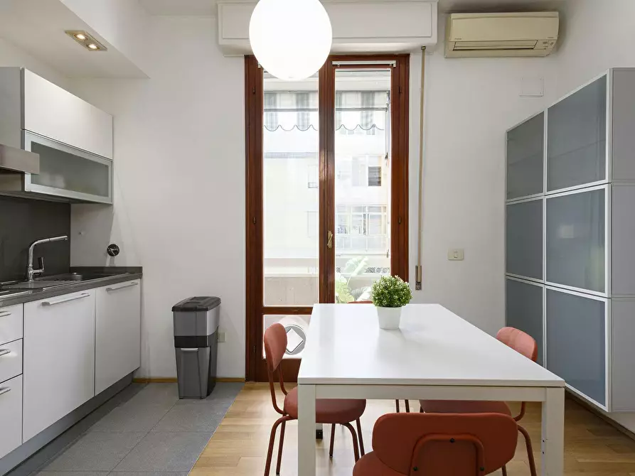 Immagine 6 di Camera in affitto  in Viale Francesco Redi a Firenze