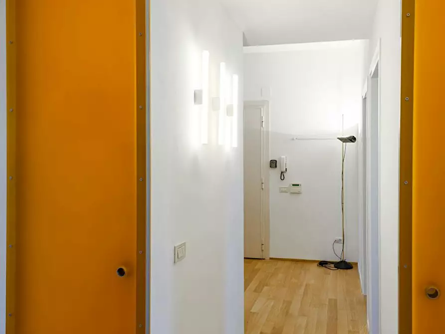 Immagine 10 di Camera in affitto  in Viale Francesco Redi a Firenze